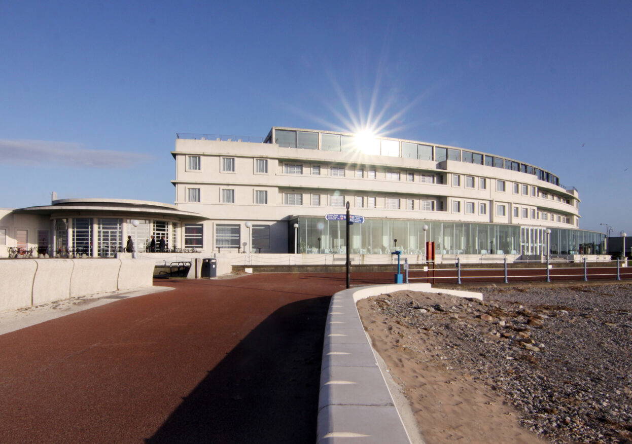Midland Hotel, Art Deco Hotel at Beach